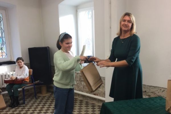 Odbiór nagrody przez Lenę