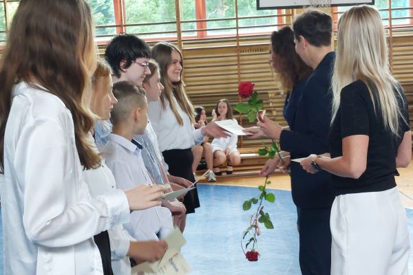 Wręczenie stypendium naukowego