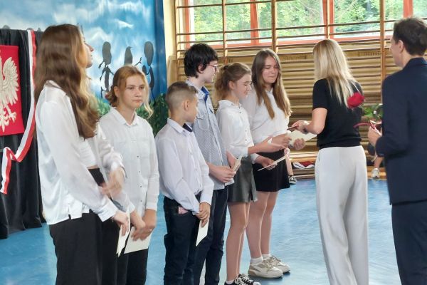 Wręczenie stypendium naukowego