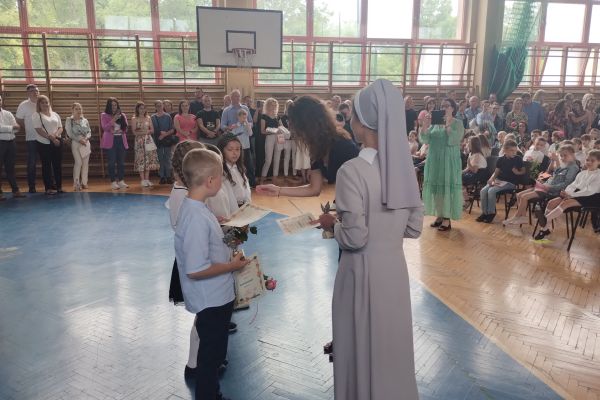 Wyróżnieni uczniowie w kategorii savoir-vivre w klasie I.