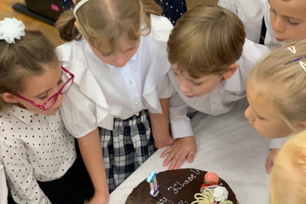 Słodki poczęstunek w klasie 1a