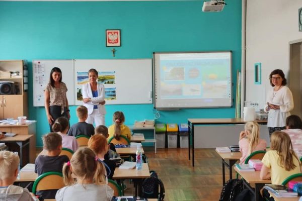 Pani Prezydent odwiedziła klasy I - III