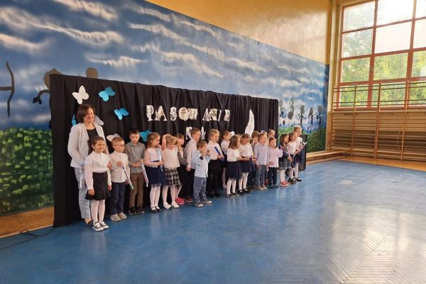 Pamiątkowe zdjęcie klasy 1d