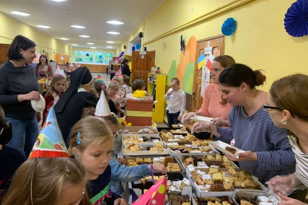 Z chęcią jedliśmy pyszne ciasta.