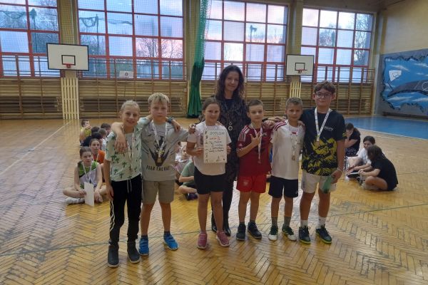 Mistrzostwa w zbijaka - drużyny