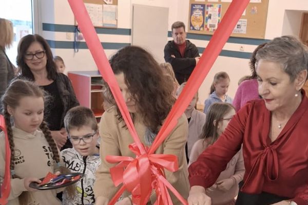 Uroczyste przecięcie wstęgi