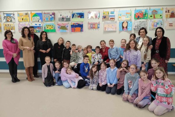 Nowoczesna szkoła - prace plastyczne dzieci