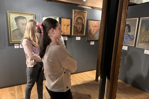 Lekcja plastyki w muzeum