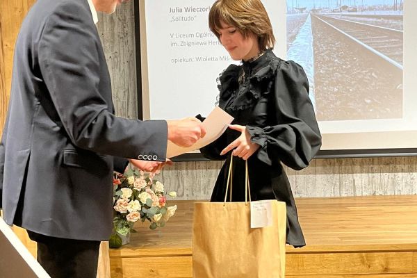 Nagradzanie laureatów