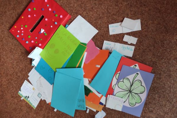 Kolorowe kartki pocztowe