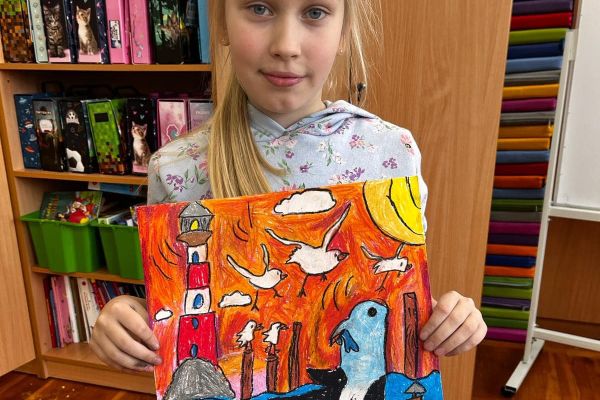 Nagrodzona uczennica w Ogólnopolskim Konkursie Plastycznym ,,Łajba”