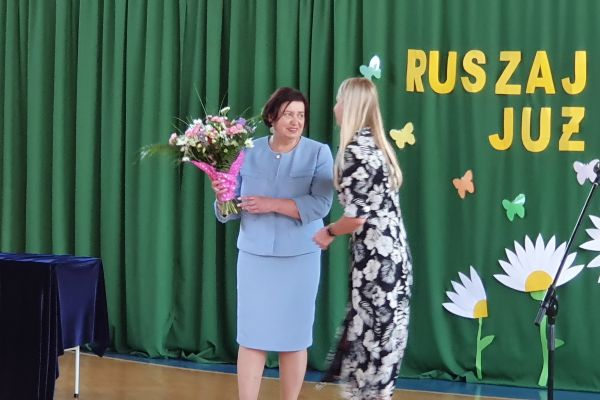 PODZIĘKOWANIE I POŻEGNANIE WICEDYREKTOR KATARZYNY GRABOWSKIEJ 