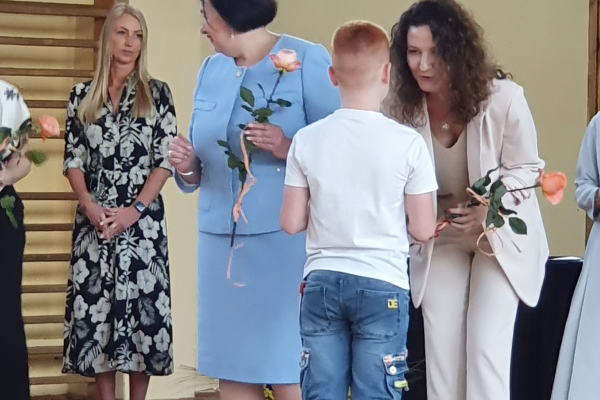 Wręczenie nagród uczniom z Ukrainy