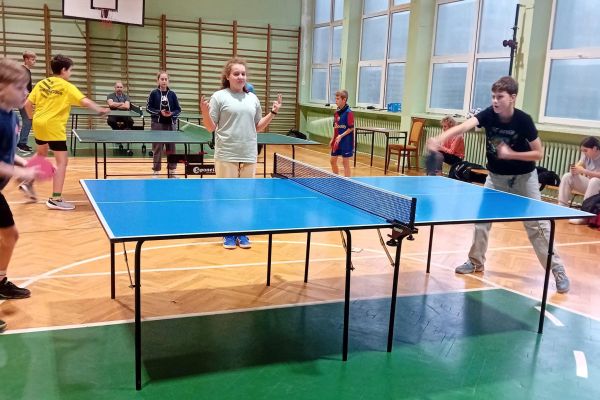 Szkolny Turniej Tenisa Stołowego