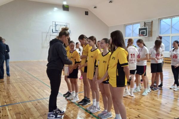 Koszykówka 3x3 dziewcząt