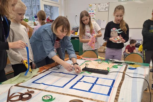 Warsztaty bajkoterapii w klasach 3b i 3c