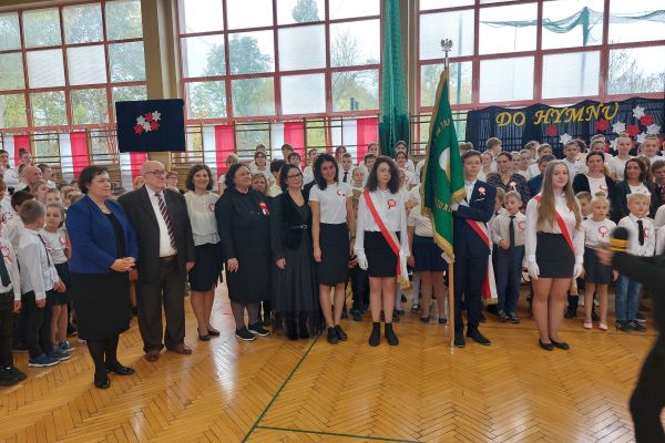 Wspólne zdjęcie z komisją konkursową