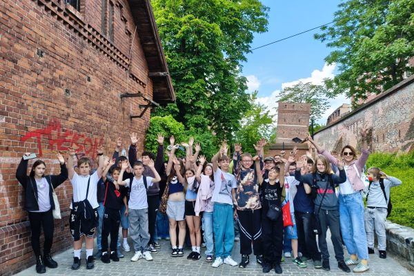  Szóstoklasiści na wycieczce w Toruniu