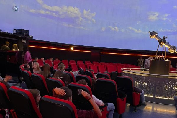  Szóstoklasiści na wycieczce w Toruniu