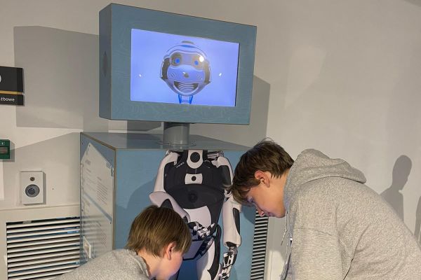  Szóstoklasiści na wycieczce w Toruniu