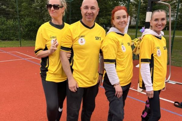 Festyn rodzinny z okazji Dnia Dziecka w SP 3