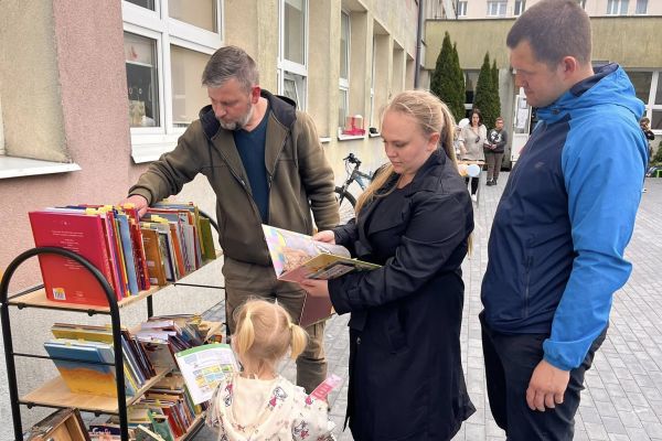 Festyn rodzinny z okazji Dnia Dziecka w SP 3