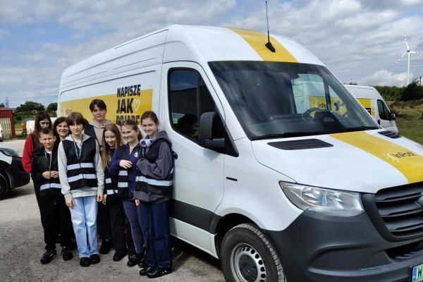 Wizyta klasy 7c w siedzibie InPost