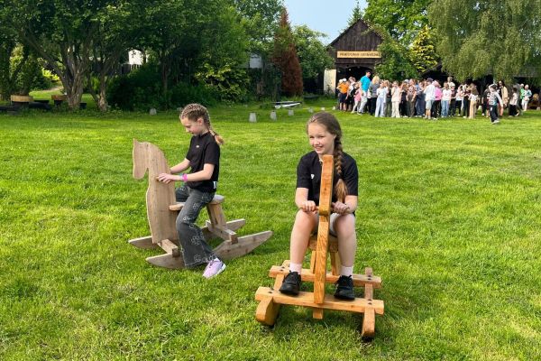 Wycieczka klas 3a i 3b do Parku Rozrywki i Edukacji Leonardia 