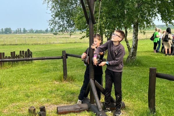 Wycieczka klas 3a i 3b do Parku Rozrywki i Edukacji Leonardia 