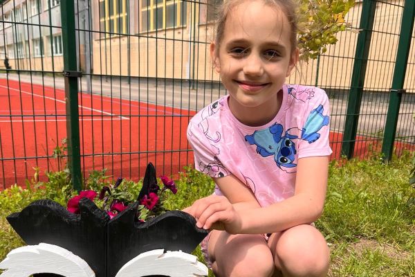 Zajęcia plastyczne w ogrodzie z EKOArt Team