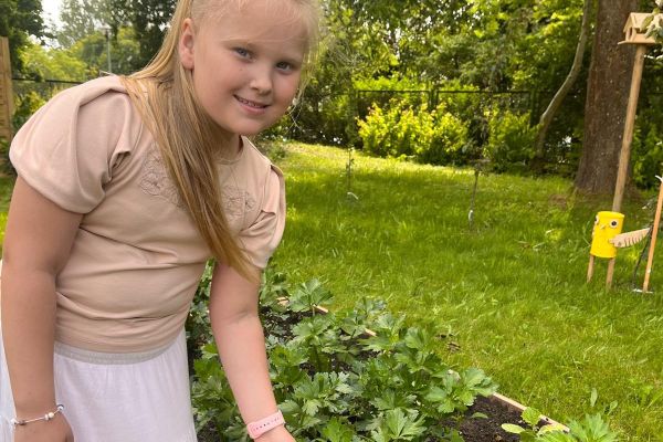 Zajęcia plastyczne w ogrodzie z EKOArt Team
