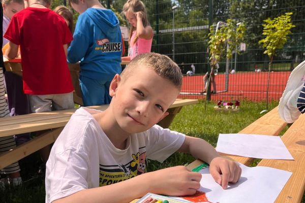 Zajęcia plastyczne w ogrodzie z EKOArt Team