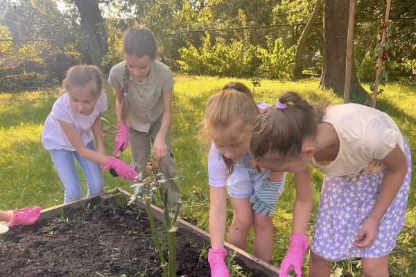 „Kolorowy ogródek – natura i sztuka w jednym” 
