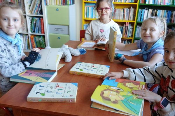 Zajęcia czytelnicze w kl. I-III