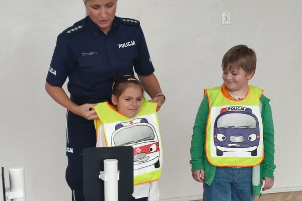 Zajęcia edukacyjne z funkcjonariuszami policji