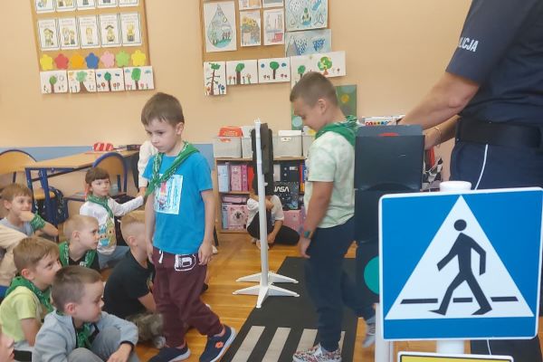 Zajęcia edukacyjne z funkcjonariuszami policji
