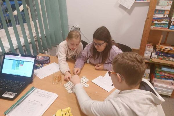 Realizacja projektu Pozytywnie włączeni kompleksowy system wdrażania edukacji włączającej w słupskich szkołach”