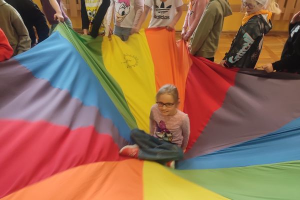 Edukacyjny tutoring rówieśniczy w klasie Id 