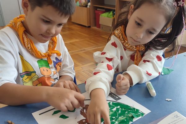 Edukacyjny tutoring rówieśniczy w klasie Id 