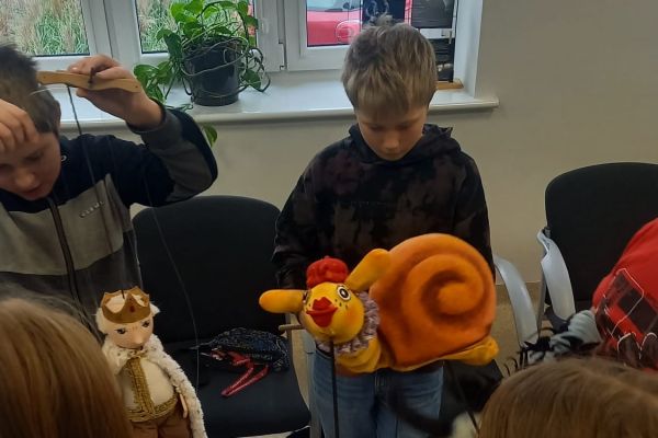 Udział klasy 6b w zajęciach teatralnych