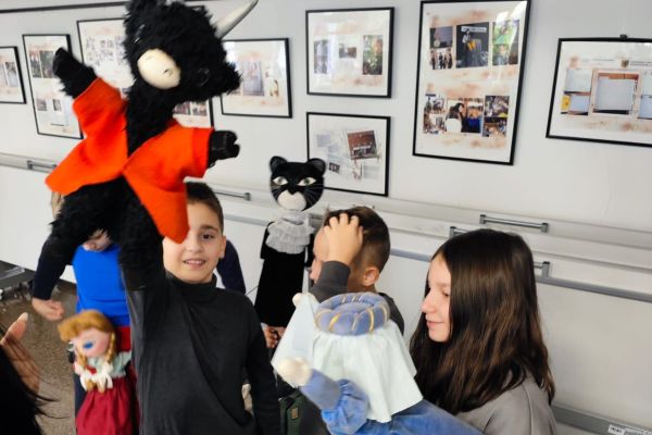 Udział klasy 6b w zajęciach teatralnych