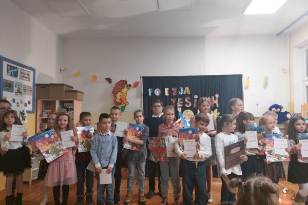 Nagrodzeni uczniowie w konkursie recytatorskim