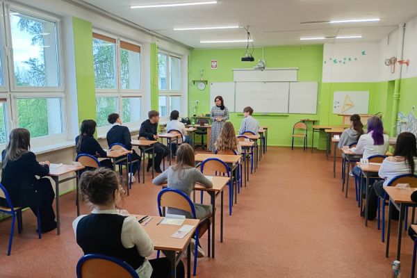 EGZAMIN ÓSMOKLASISTY - MATEMATYKA