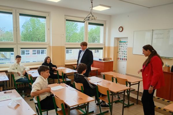 EGZAMIN ÓSMOKLASISTY - MATEMATYKA