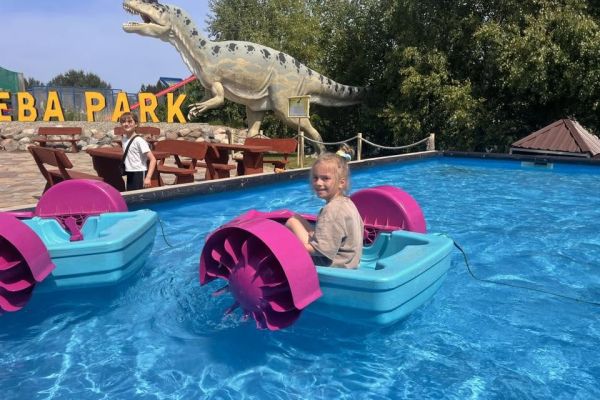 Wycieczka klas 1c, 1d, 2b i 3a do Parku Dinozaurów w Łebie! 