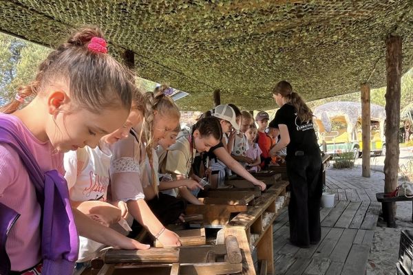 Wycieczka klas 1c, 1d, 2b i 3a do Parku Dinozaurów w Łebie! 
